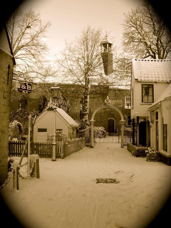 De Thuiskamer In Grou Als B&B Of Vakantiehuis Bagian luar foto