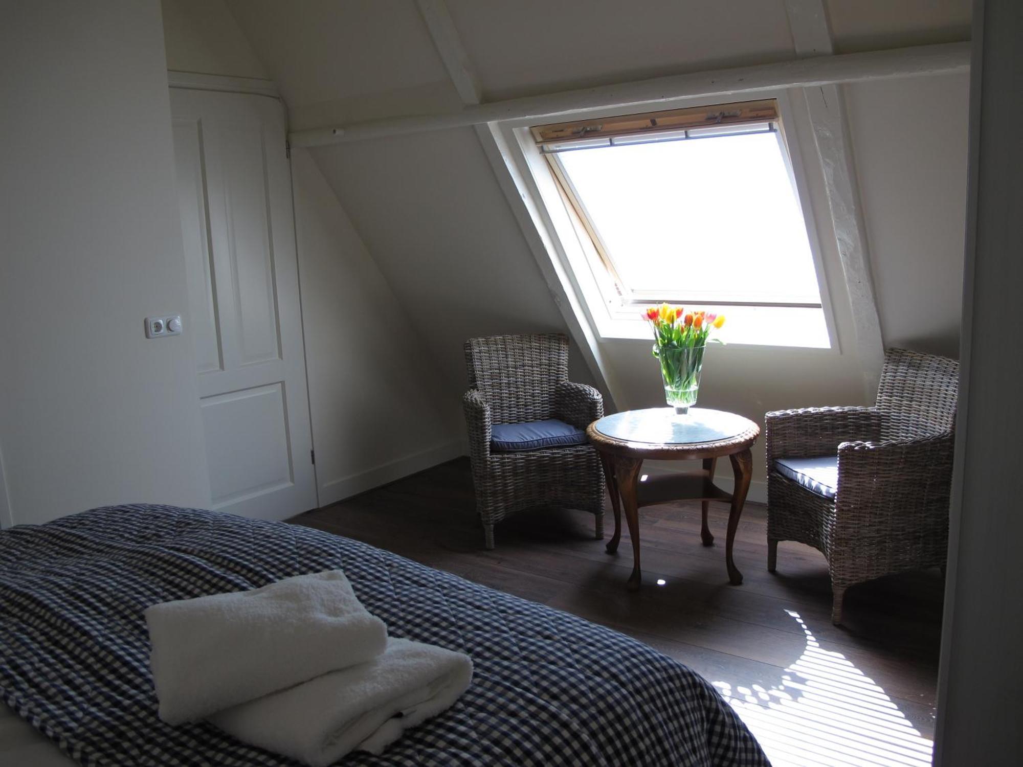 De Thuiskamer In Grou Als B&B Of Vakantiehuis Bagian luar foto