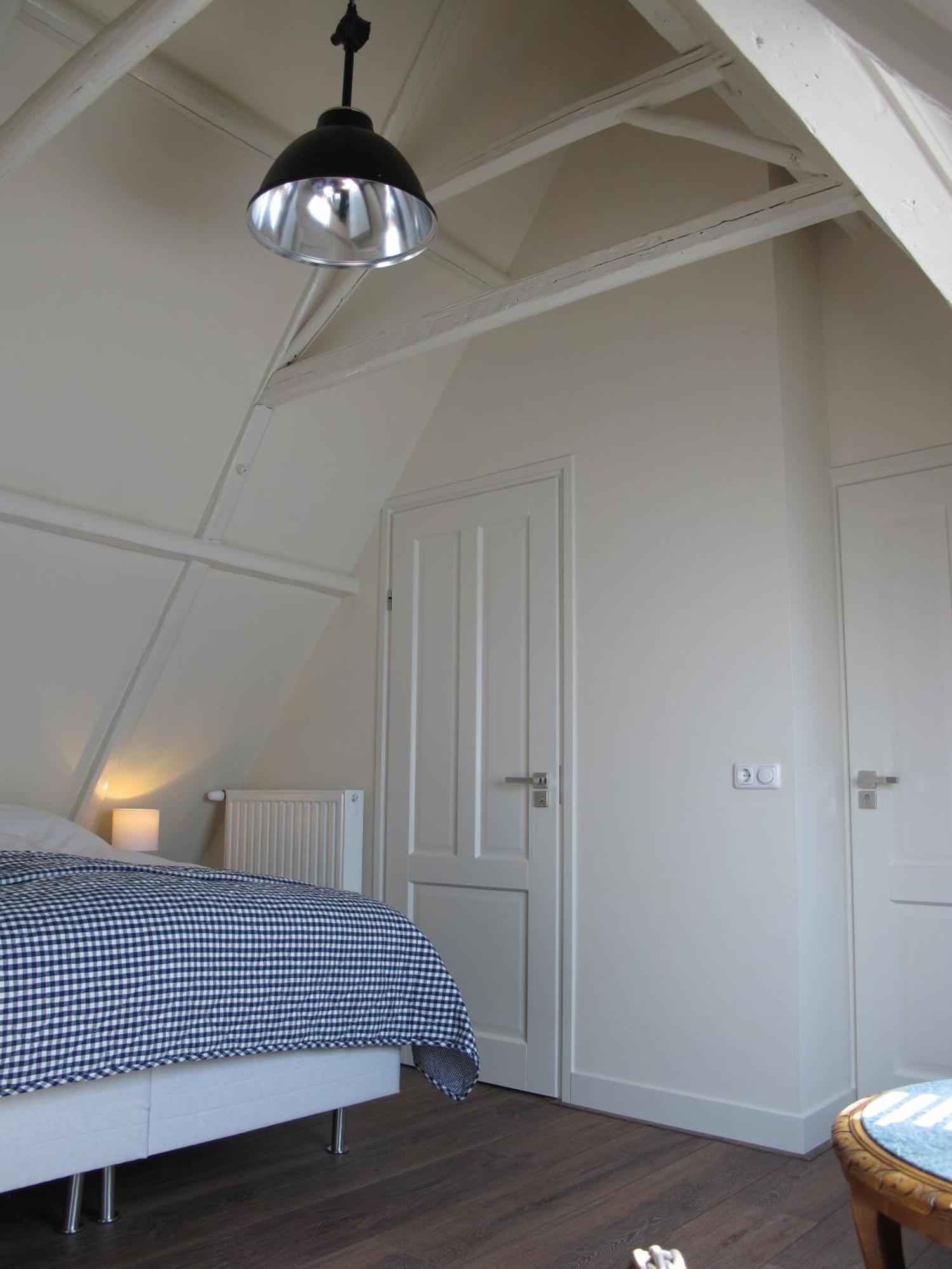 De Thuiskamer In Grou Als B&B Of Vakantiehuis Ruang foto