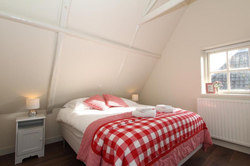 De Thuiskamer In Grou Als B&B Of Vakantiehuis Ruang foto